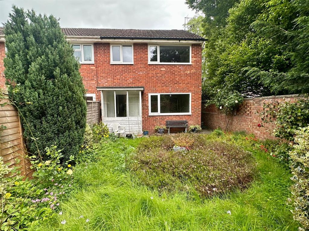 Property photo 2 of 10