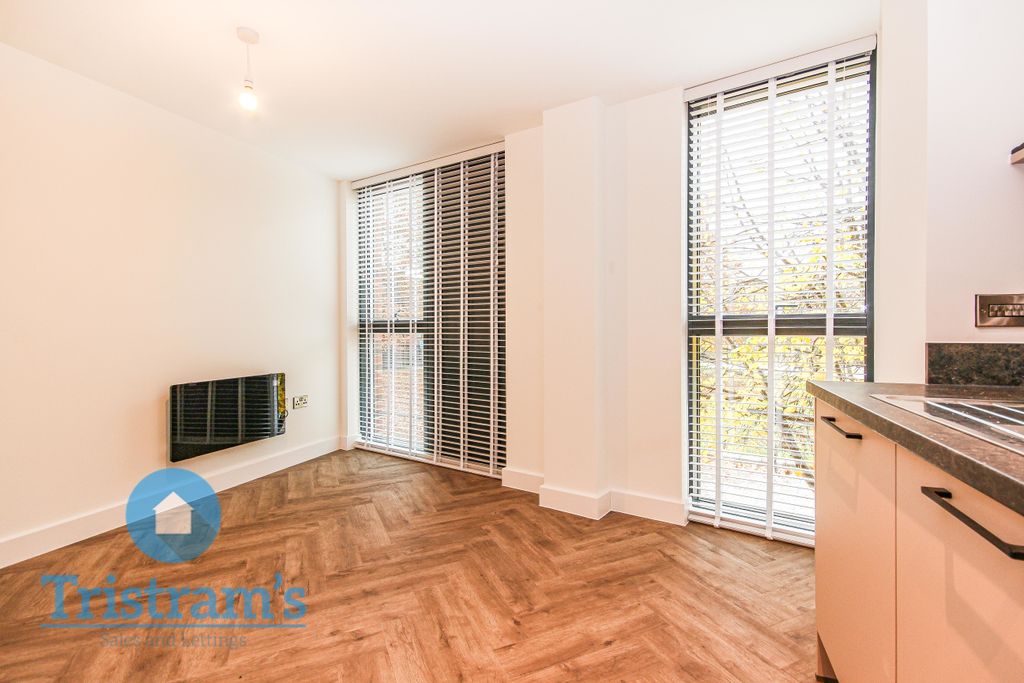 Property photo 3 of 7 Img_2332