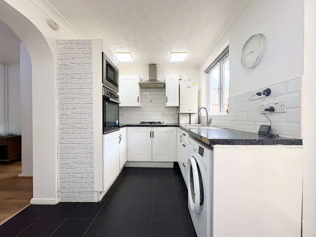 Property photo 2 of 15