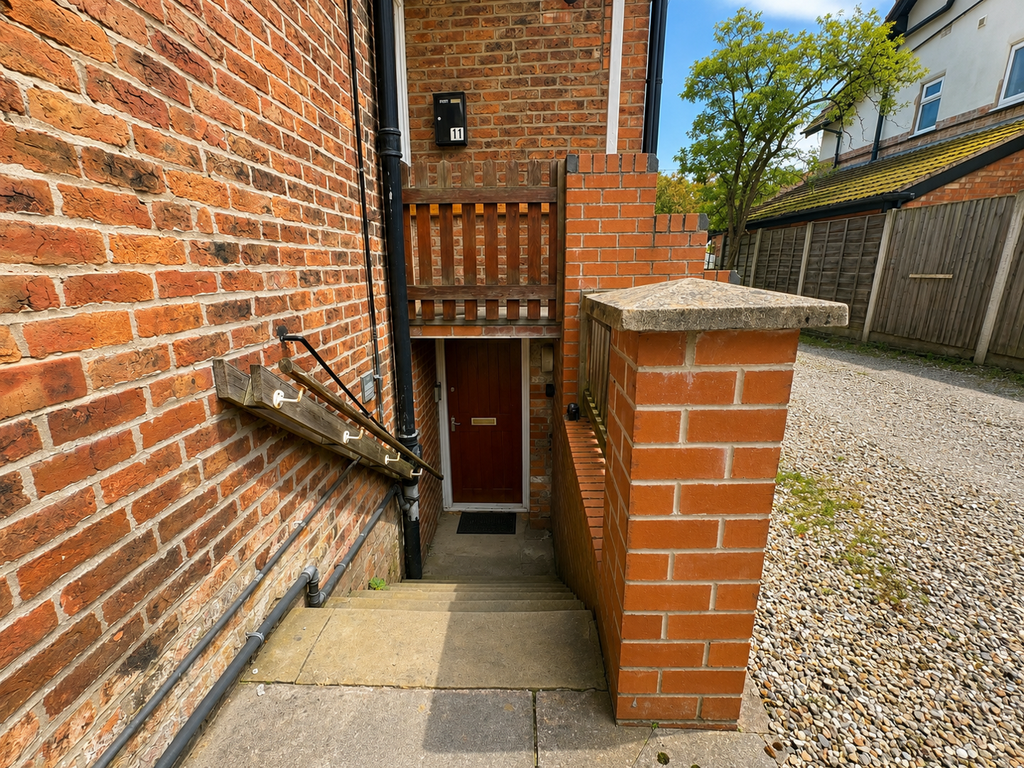 Property photo 3 of 9