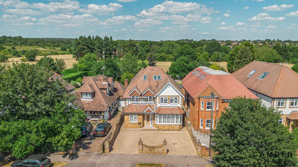 Property photo 1 of 36