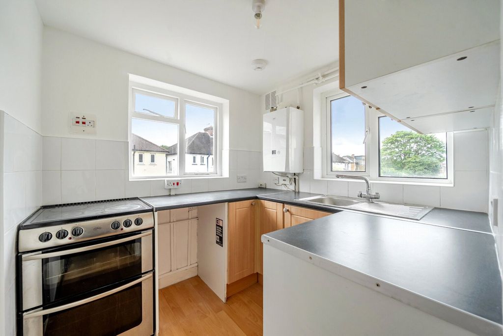 Property photo 2 of 14 Kitchen