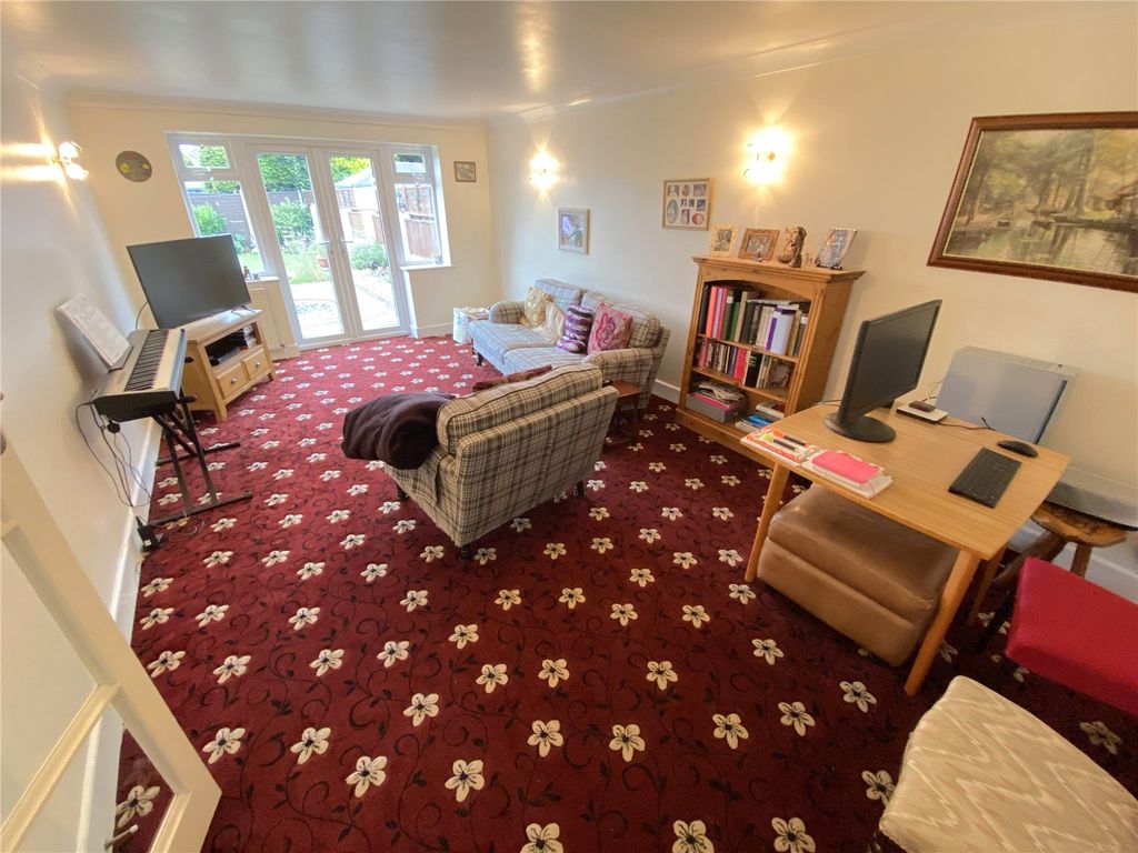 Property photo 3 of 16 Picture No. 16