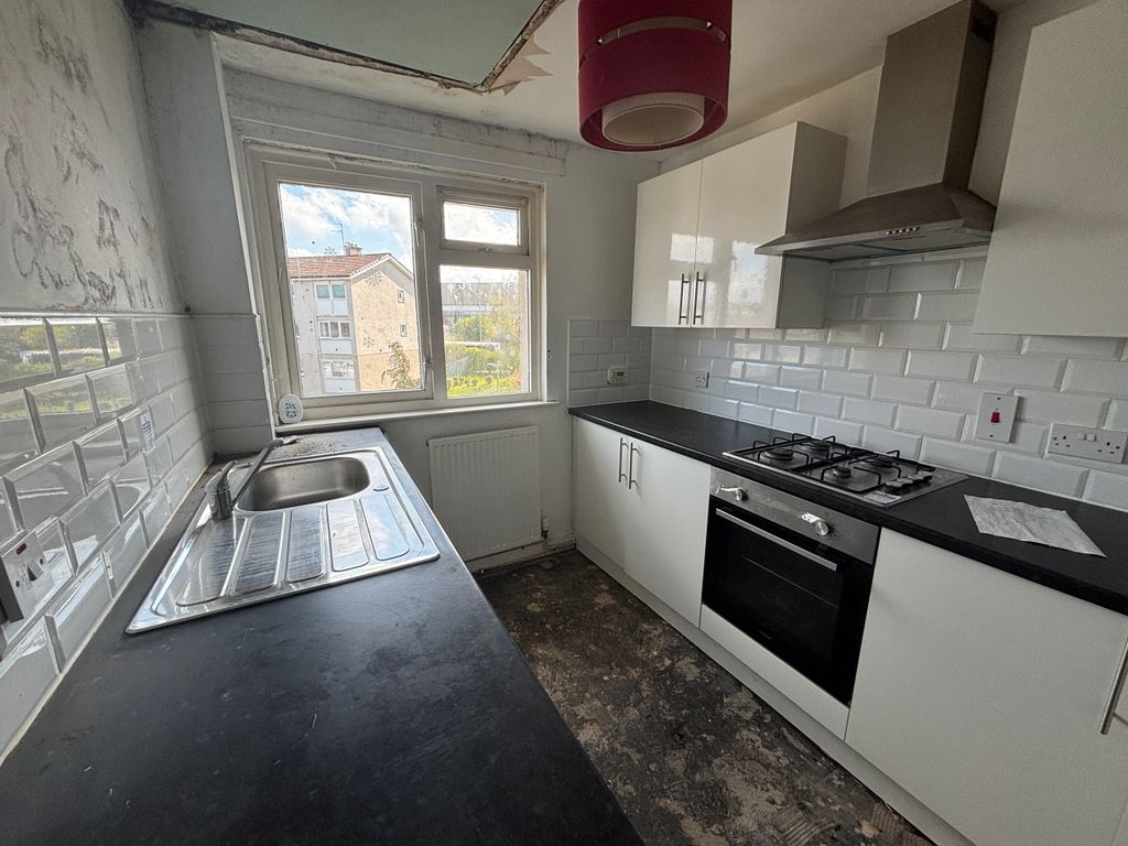 Property photo 3 of 8 3.Jpg