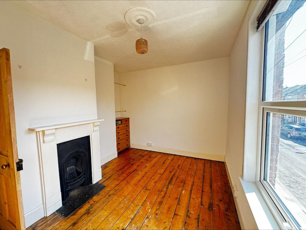 Property photo 3 of 14 Processed-9F8Ad40A-17Fc-46B3-A54E-A0CE83A0302E.Jpe