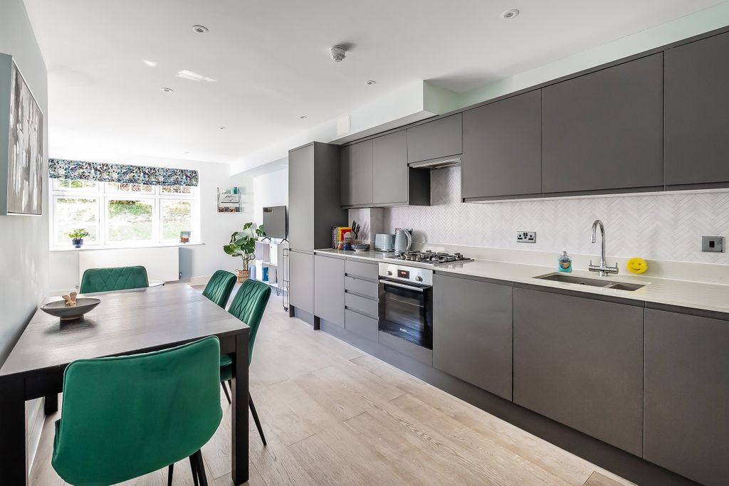 Property photo 2 of 27 Photo 2