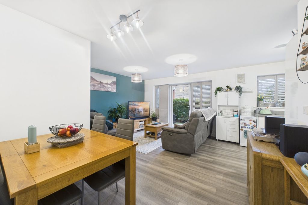 Property photo 2 of 9 Picture No. 06