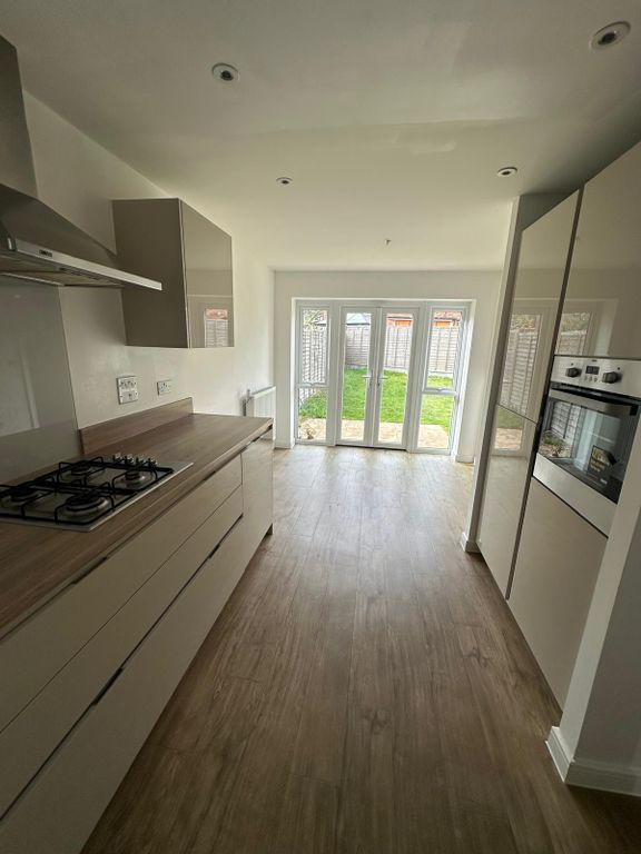 Property photo 2 of 15 Gallery