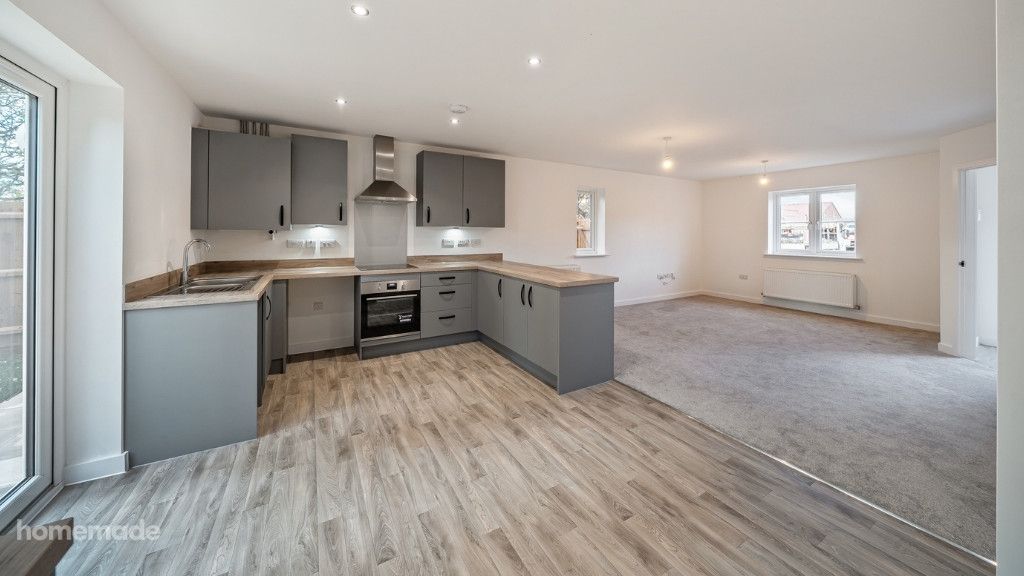 Property photo 3 of 18