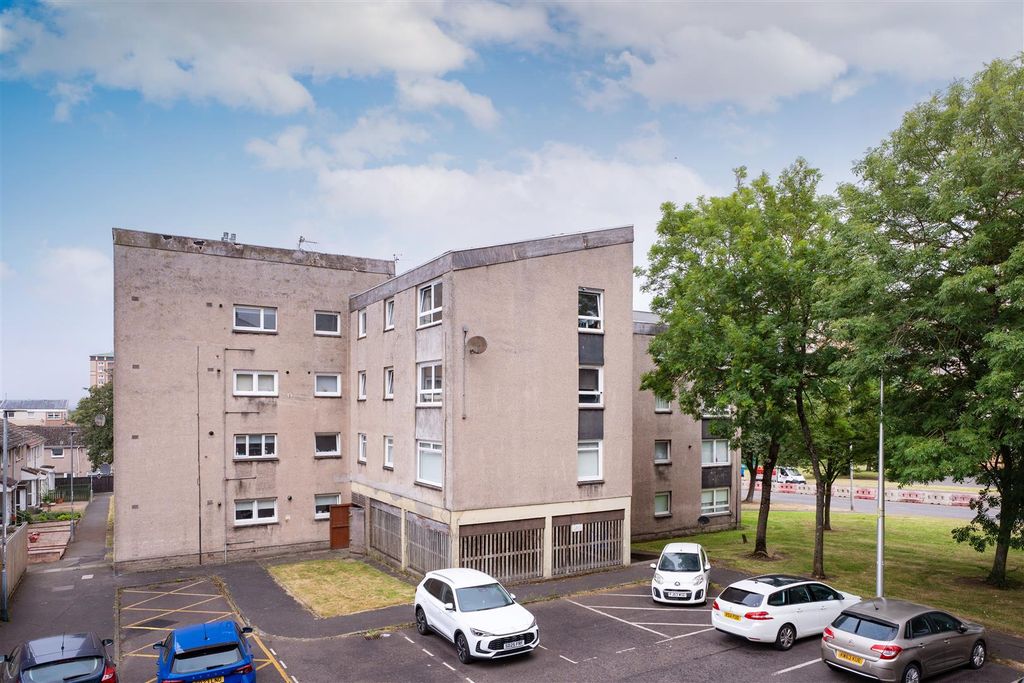 Property photo 2 of 17 68Primrose-19.Jpg