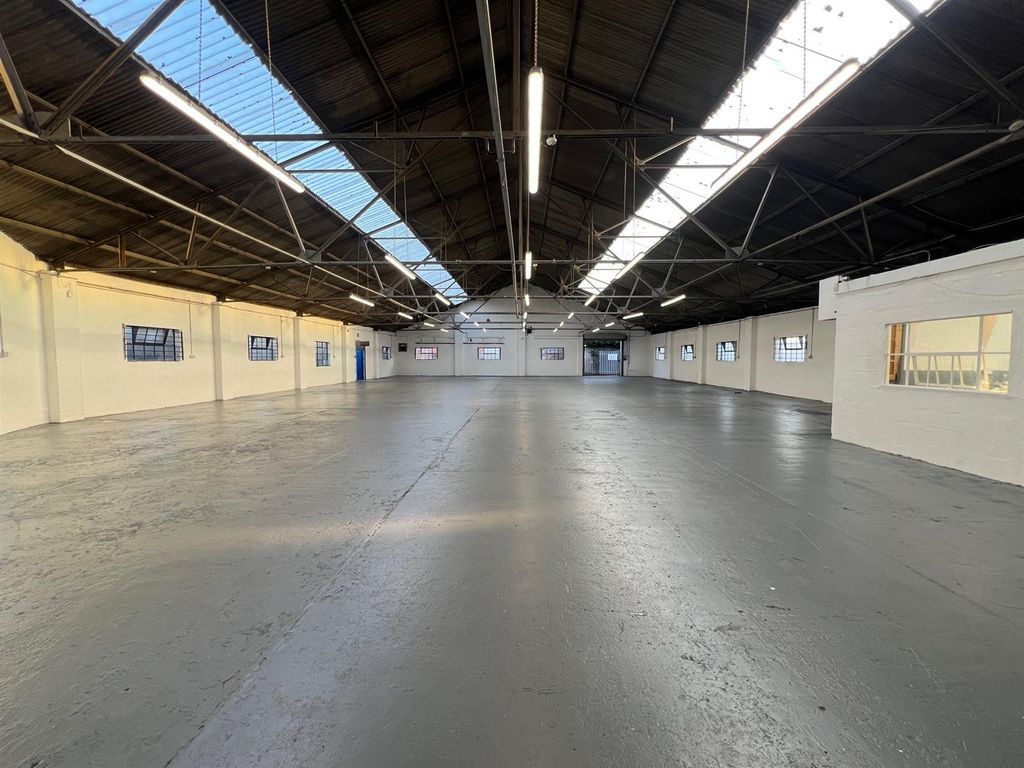 Property photo 2 of 10 1.Jpg