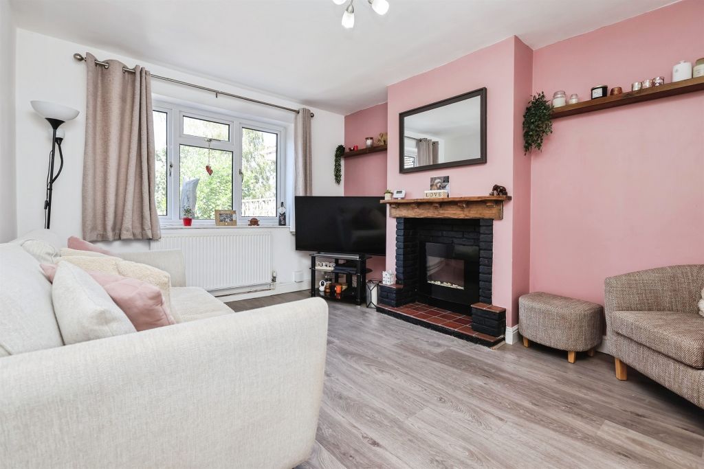 Property photo 2 of 17