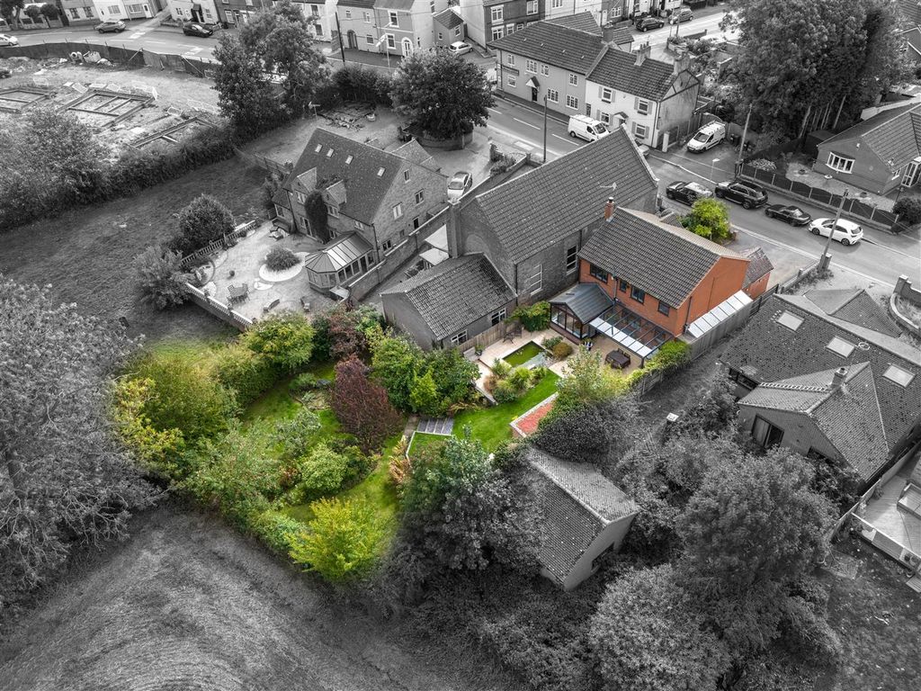 Property photo 2 of 28 Aerial 3