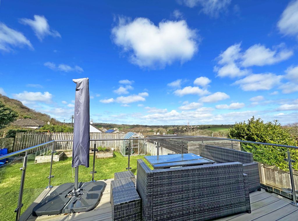 Property photo 2 of 13 Photo 2