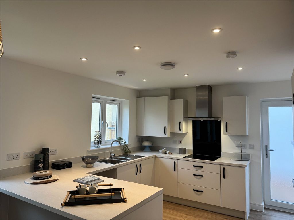 Property photo 2 of 5 Picture No. 05