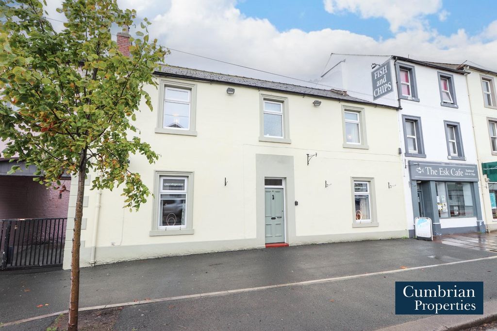 Property photo 1 of 27 External