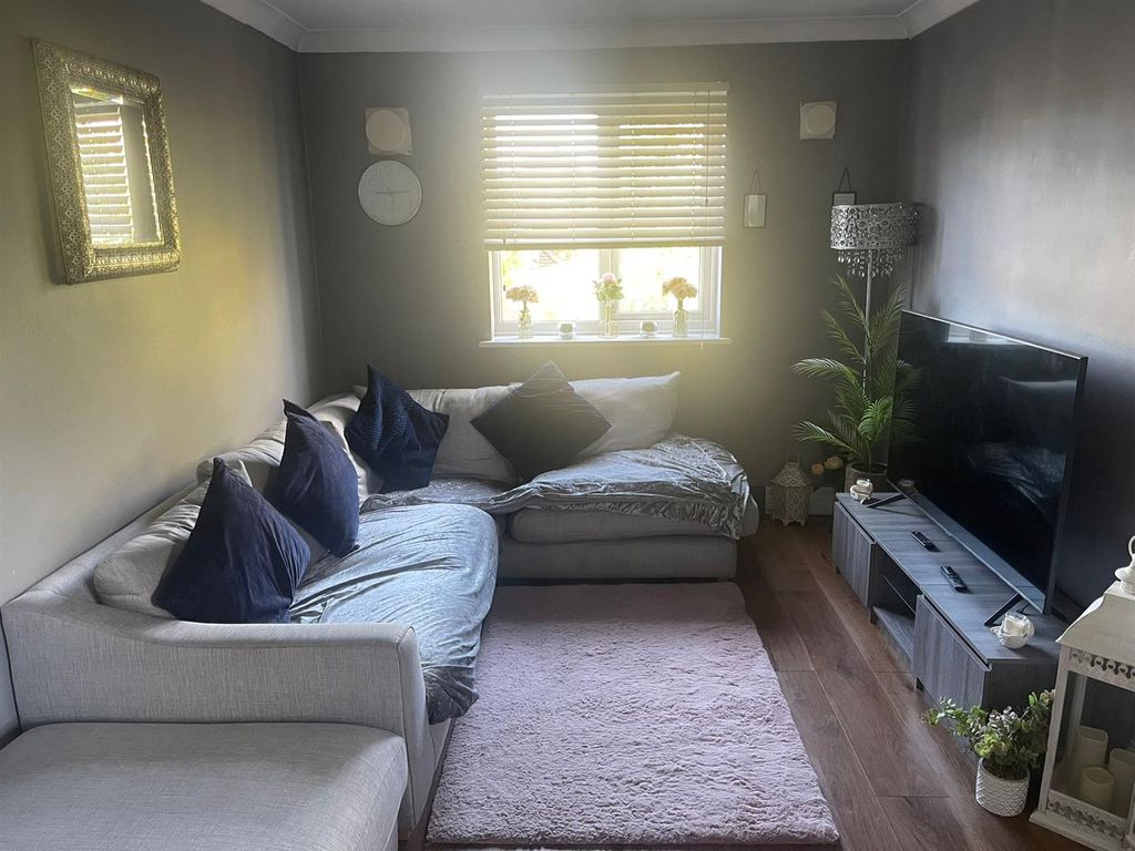 Property photo 3 of 6 Photo-2024-10-17-11-08-28.Jpg