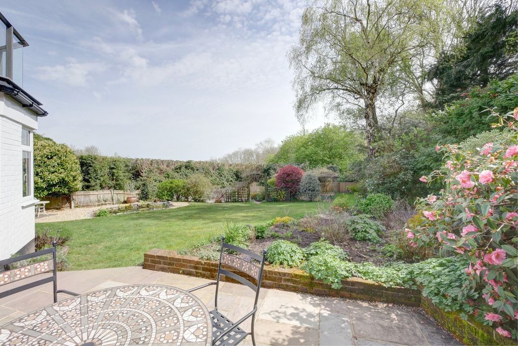 Property photo 2 of 44