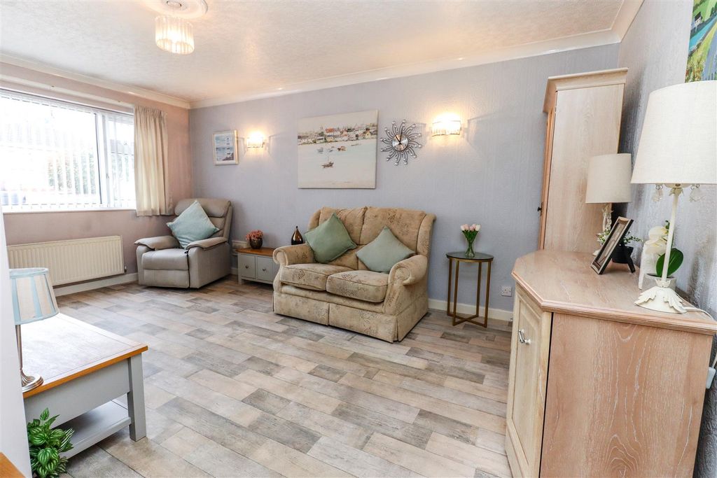 Property photo 3 of 15 Img_1670.Jpg