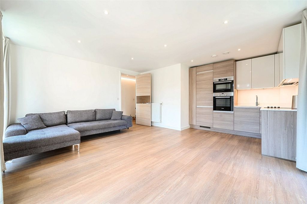 Property photo 3 of 24 Picture No. 19