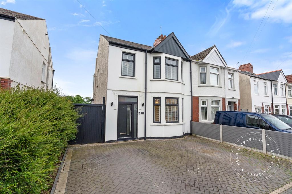 Property photo 1 of 33 Bwlch-Road-22.Jpg
