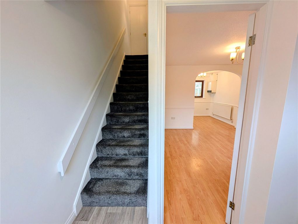 Property photo 2 of 17 Picture No. 08