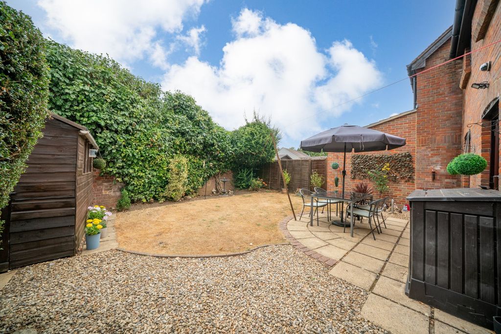 Property photo 3 of 19