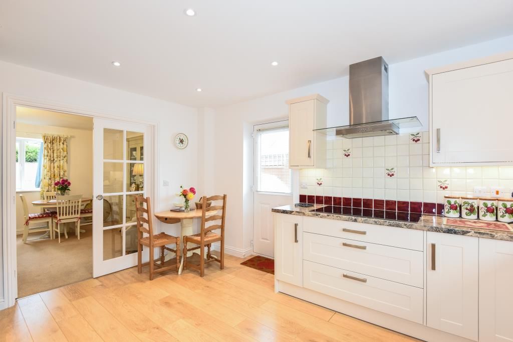 Property photo 3 of 15 Kitchen2