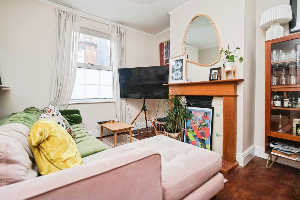 Property photo 3 of 17