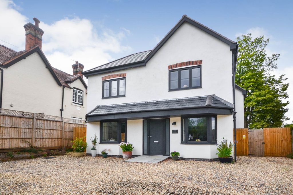 Property photo 1 of 36