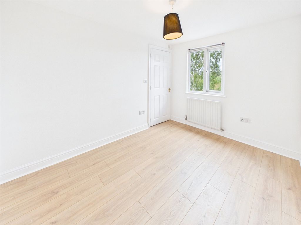 Property photo 1 of 6 Picture No. 02