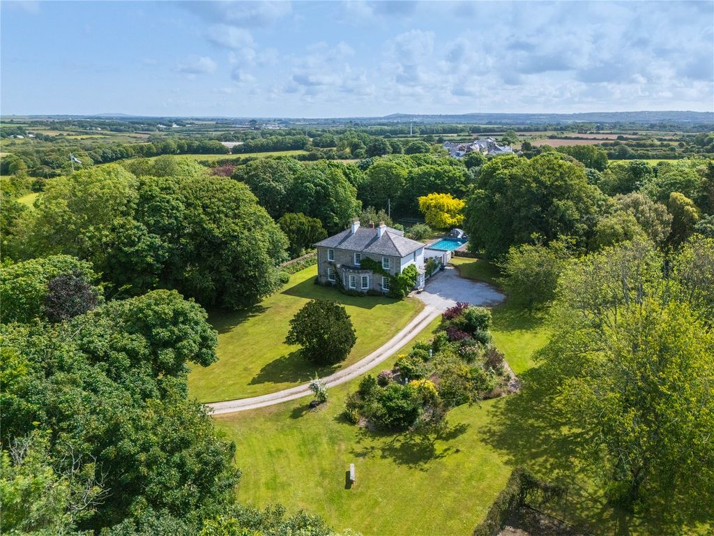 Property photo 2 of 26 Picture No. 30