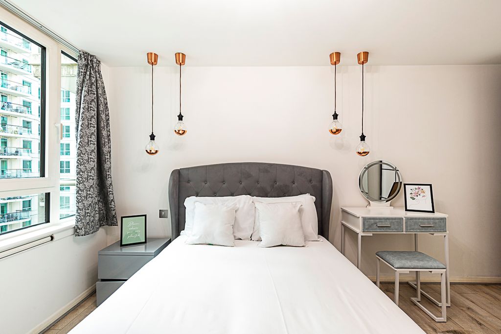 Property photo 3 of 24