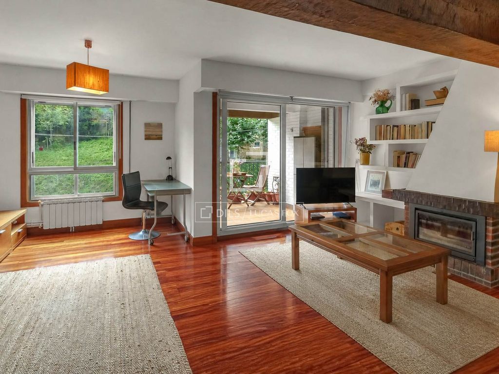 Property photo 1 of 27