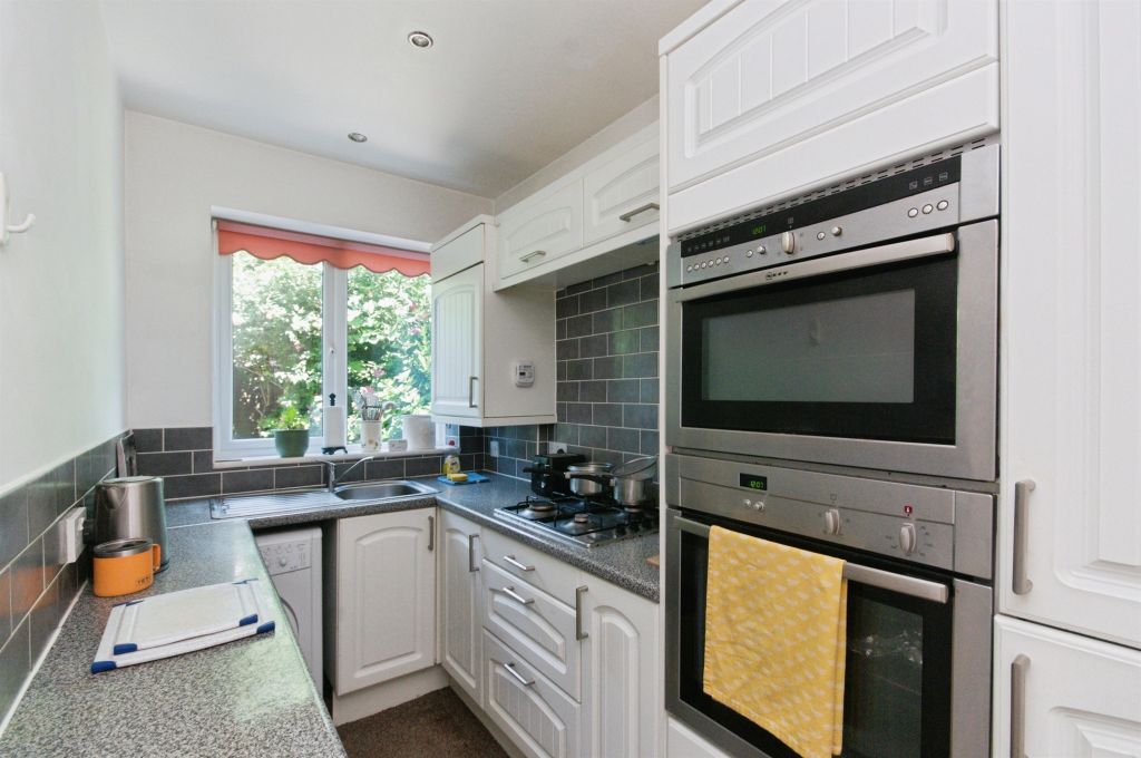 Property photo 3 of 15
