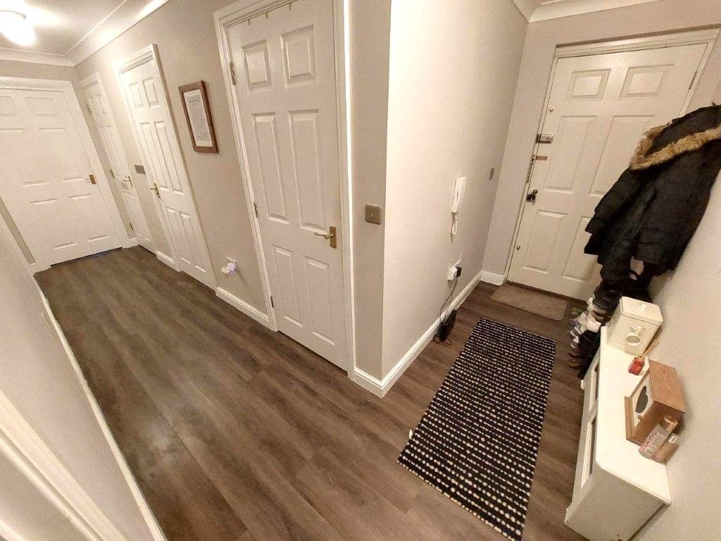 Property photo 2 of 14 20241205_142450 (002)