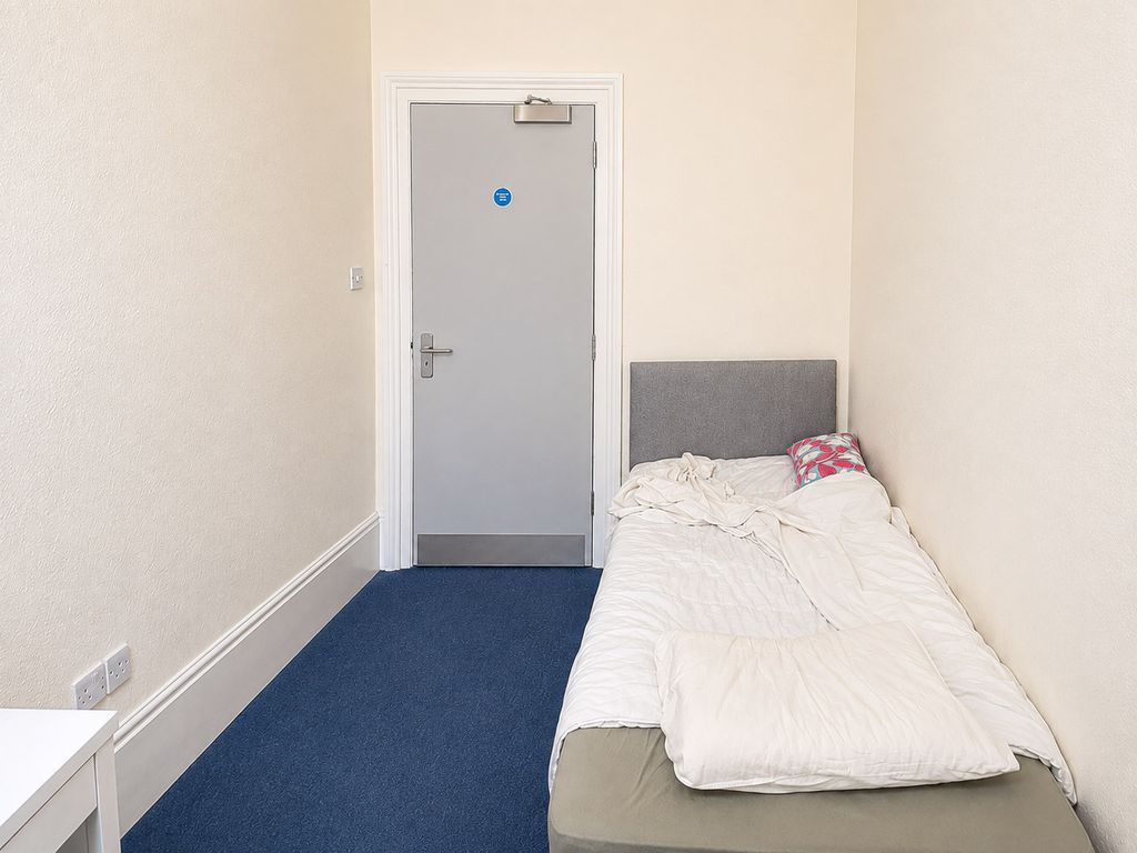 Property photo 2 of 3