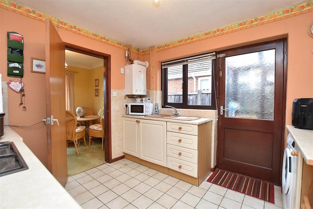 Property photo 3 of 10
