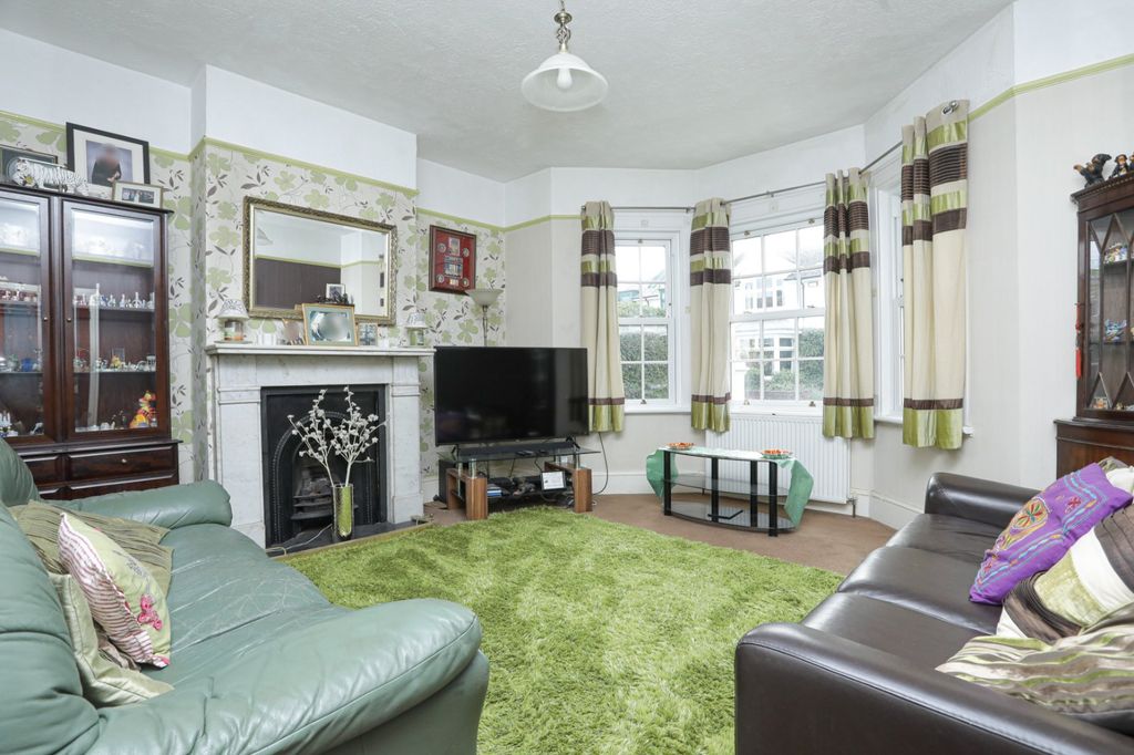 Property photo 2 of 18 Picture 2