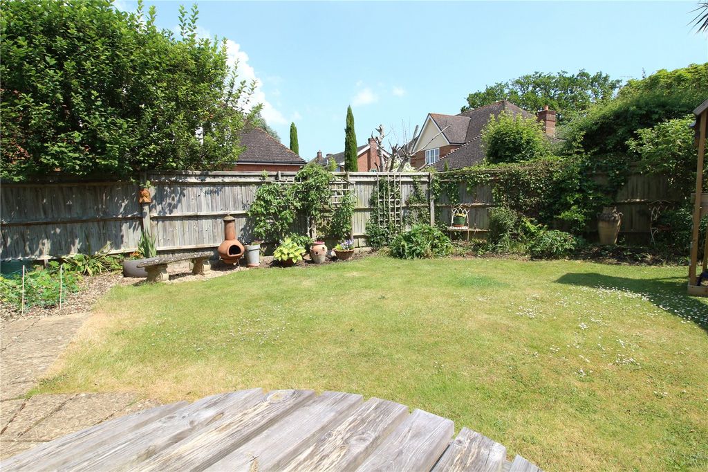 Property photo 2 of 22 Picture No. 34