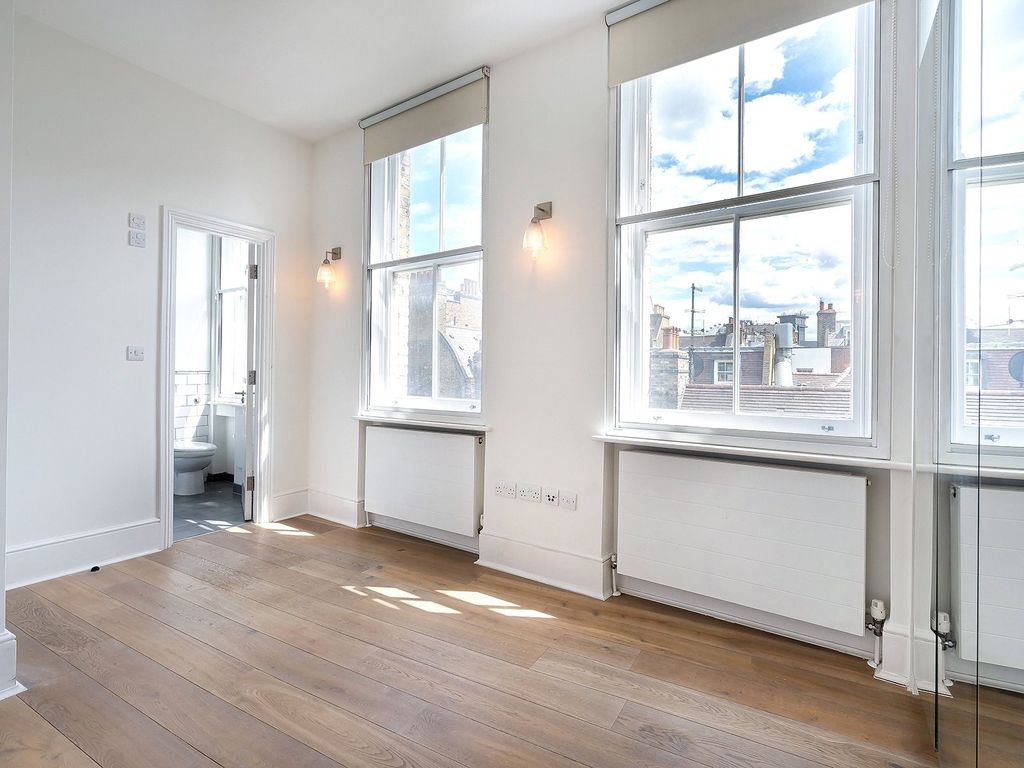 Property photo 2 of 12 Exeter Mansions