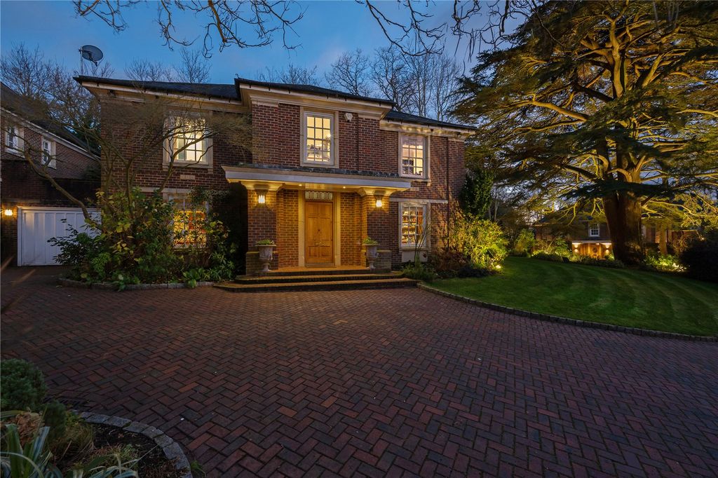 Property photo 1 of 26 Exterior