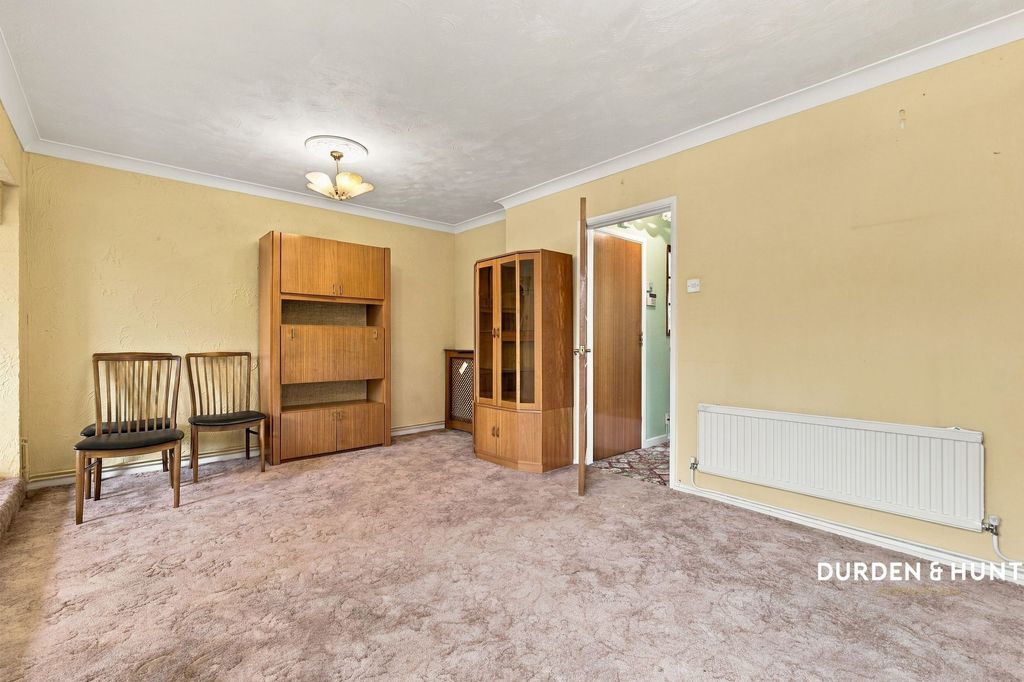Property photo 2 of 22