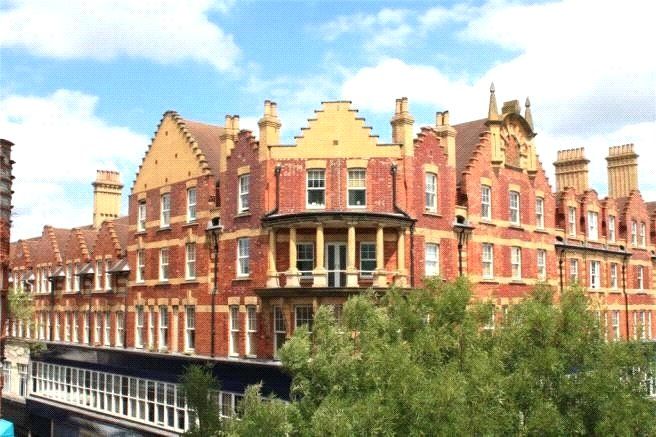 Property photo 1 of 7 Building