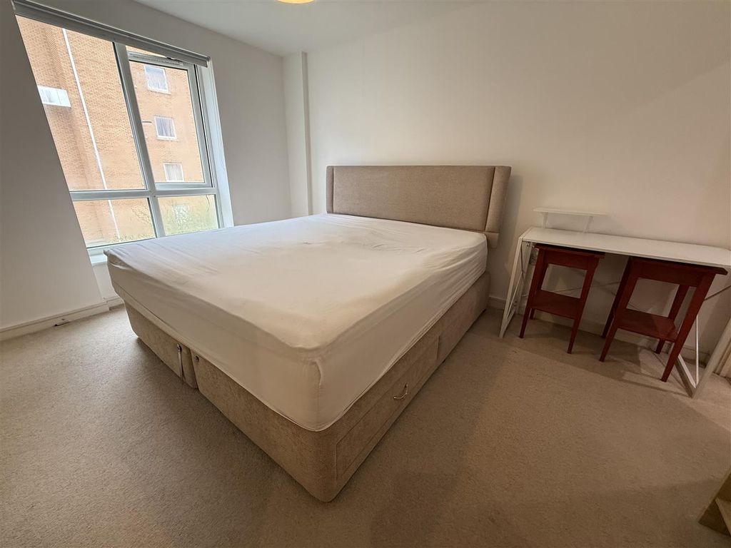 Additional image 7 of 2 bed flat for saleOverstone Court, Dumballs Road, Cardiff CF10