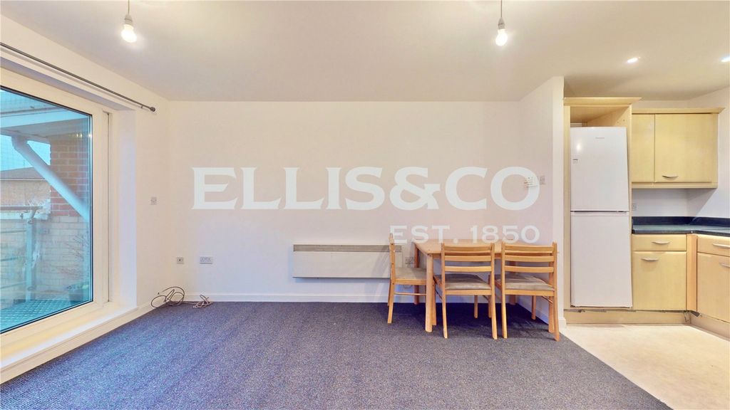 Property photo 3 of 13 Picture No. 20