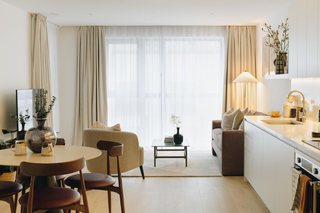 Property photo 1 of 14 Image