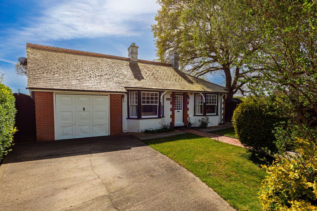 Property photo 1 of 18 Photo 2