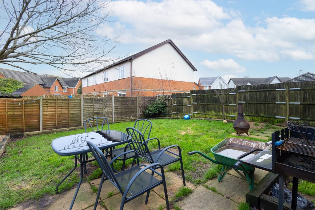 Property photo 2 of 19 Private Garden