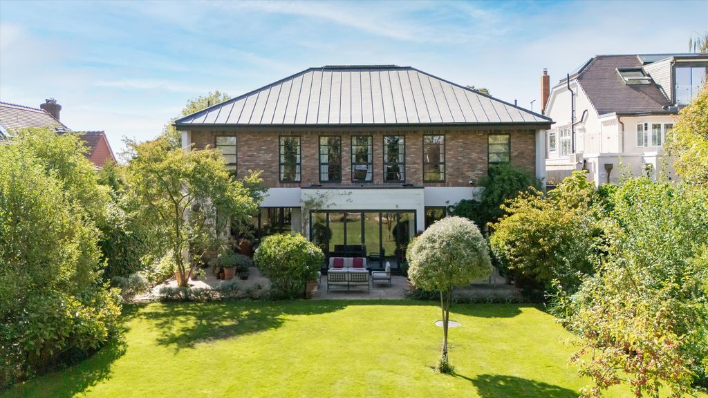 Property photo 1 of 33 Image